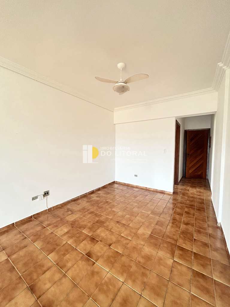 Apartamento em Mongaguá, no bairro Vila Vera Cruz