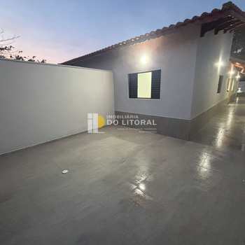 Casa em Itanhaém, bairro Jardim Santa Terezinha