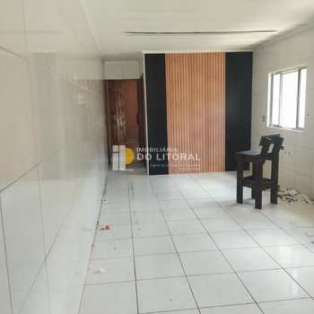 Casa em Mongaguá, bairro Agenor de Campos