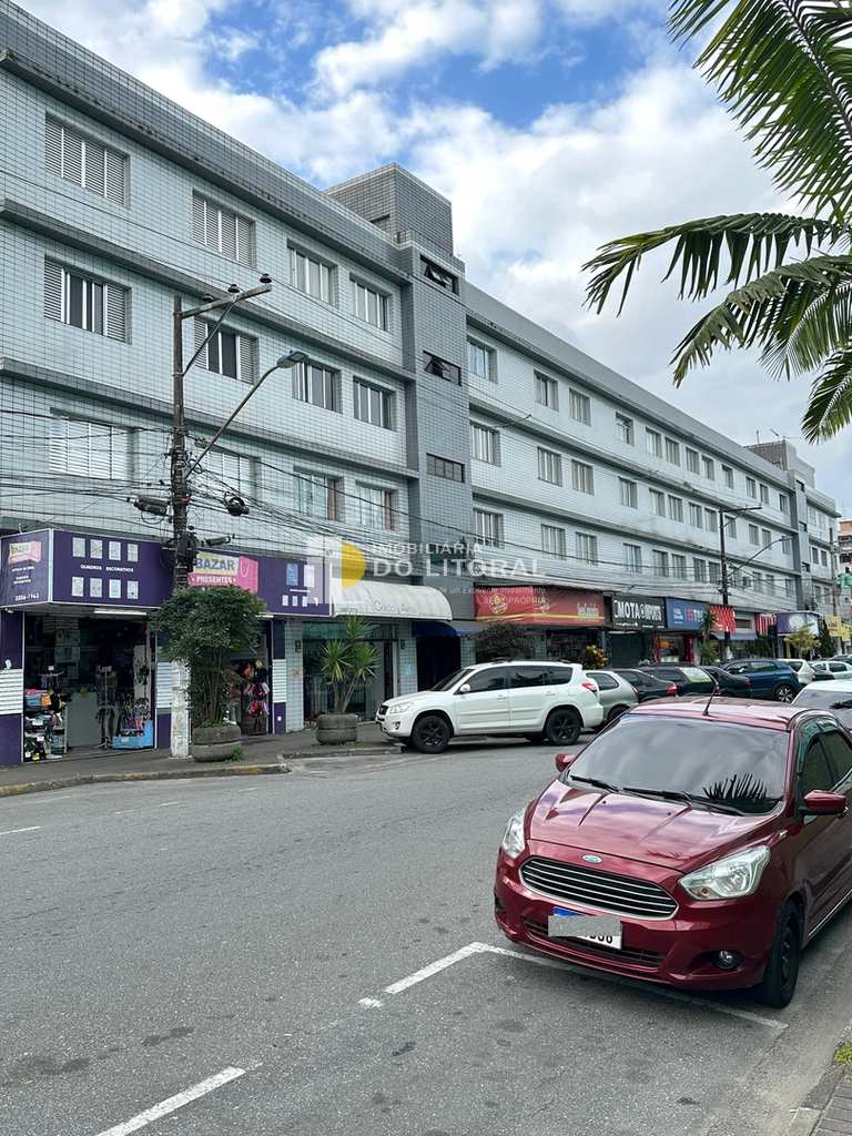 Apartamento em Mongaguá, no bairro Centro