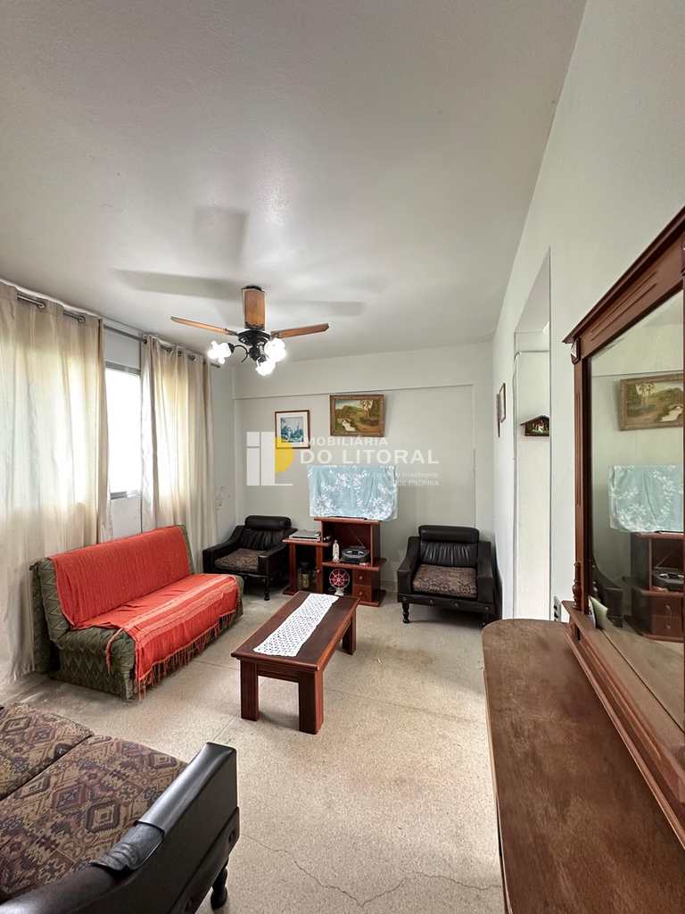 Apartamento em Mongaguá, no bairro Centro