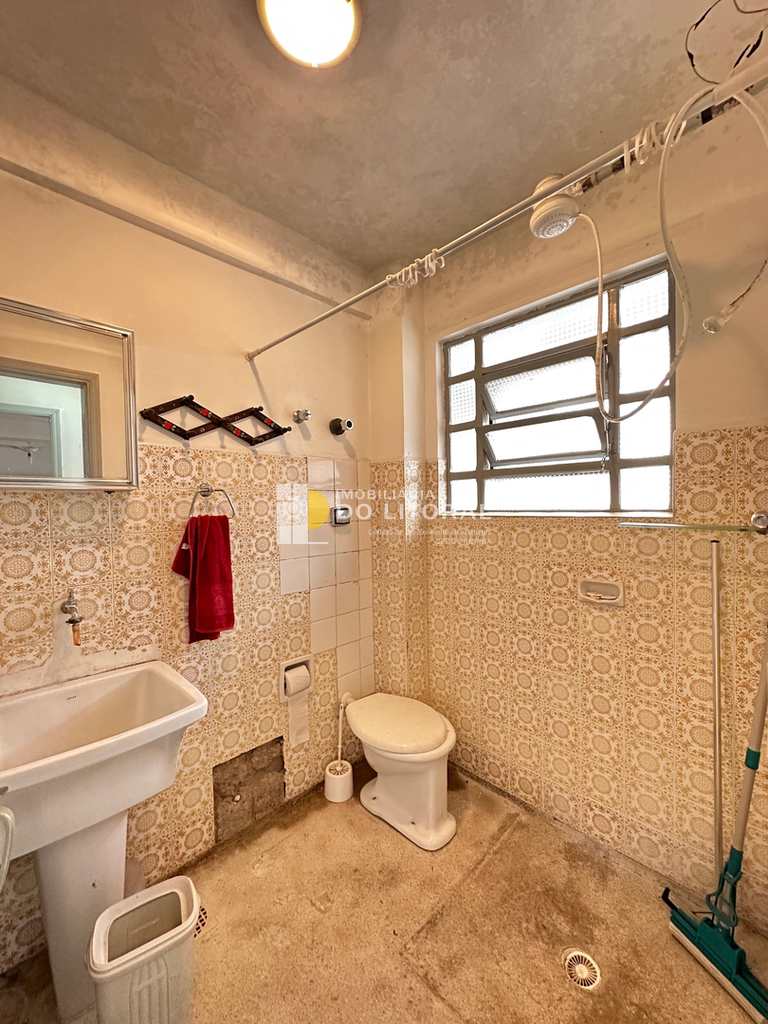 Apartamento em Mongaguá, no bairro Centro