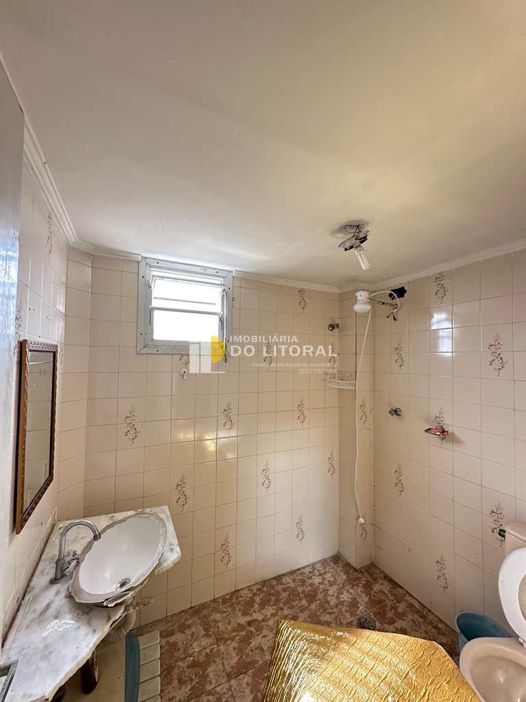 Apartamento em Mongaguá, no bairro Vila Atlântica