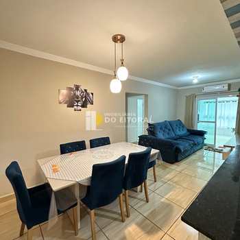 Apartamento em Mongaguá, bairro Centro