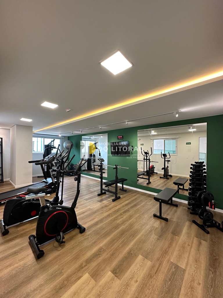 Apartamento em Mongaguá, no bairro Centro