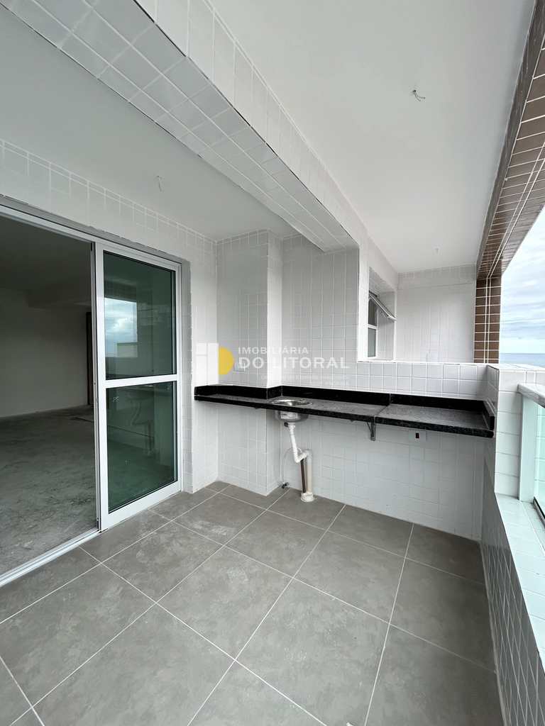 Apartamento em Mongaguá, no bairro Centro