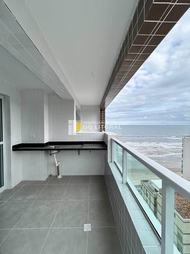 Apartamento em Mongaguá, no bairro Centro