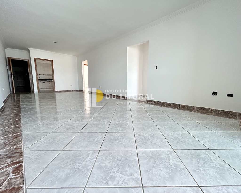 Apartamento em Mongaguá, no bairro Centro