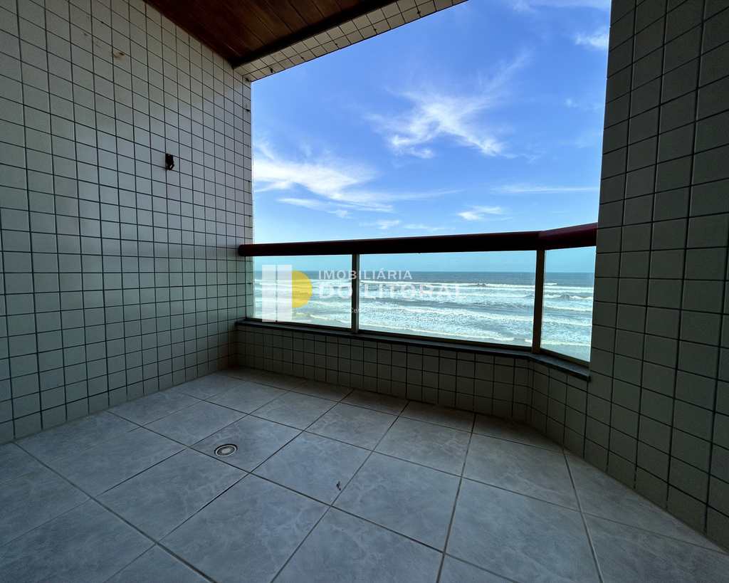 Apartamento em Mongaguá, no bairro Centro