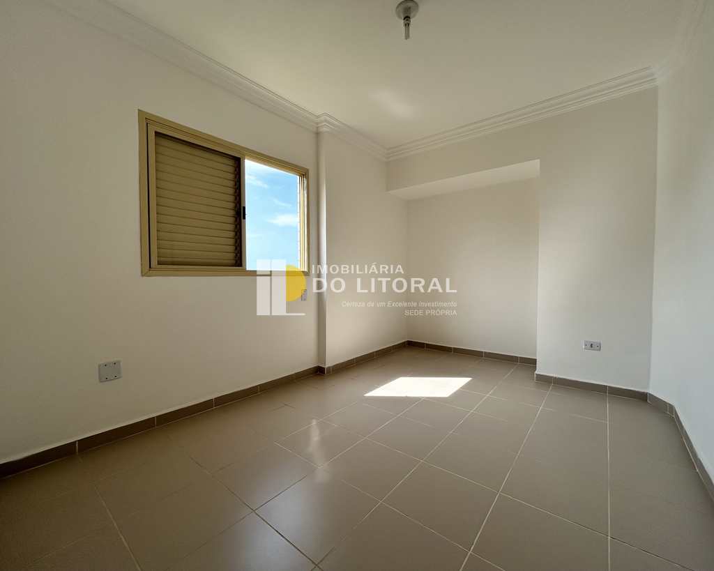 Apartamento em Mongaguá, no bairro Centro