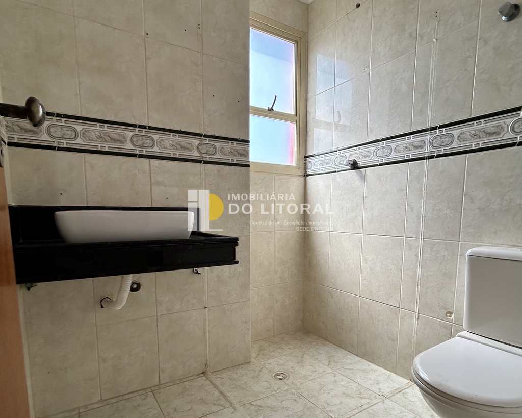 Apartamento em Mongaguá, no bairro Centro