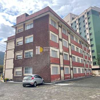 Apartamento em Mongaguá, bairro Centro