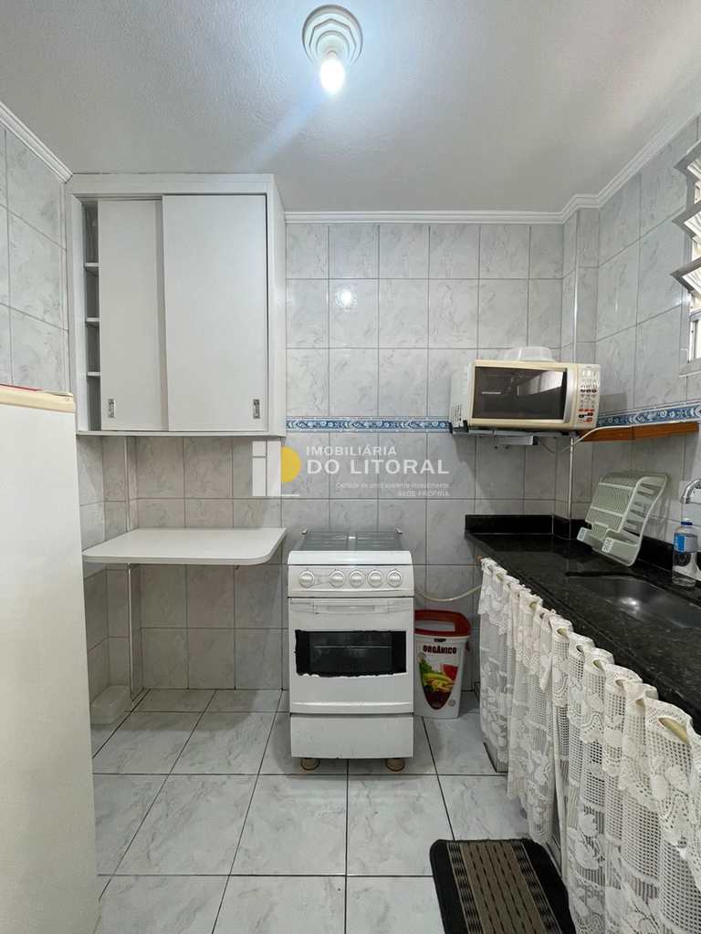 Apartamento em Mongaguá, no bairro Centro