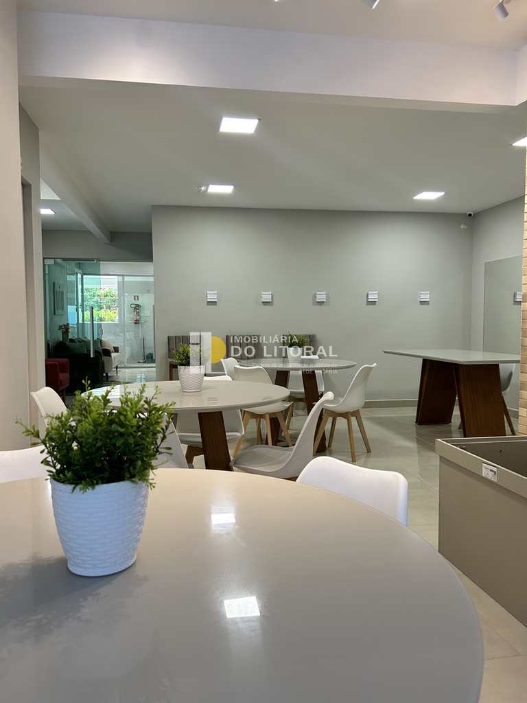 Apartamento em Mongaguá, no bairro Vila Atlântica