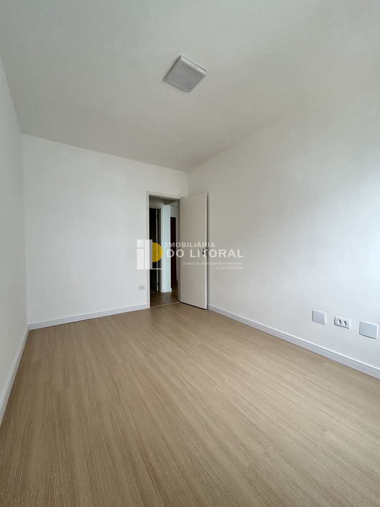 Apartamento em Mongaguá, no bairro Vila Atlântica