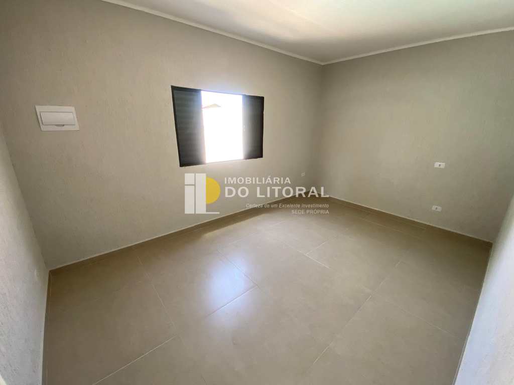 Casa em Mongaguá, no bairro Balneário Flórida Mirim