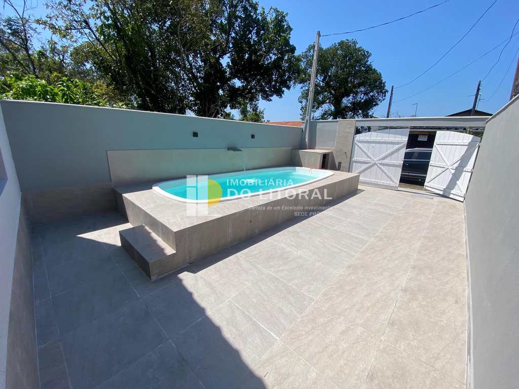 Casa em Mongaguá, no bairro Balneário Flórida Mirim