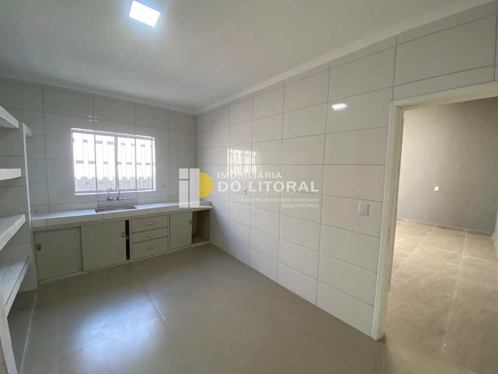 Casa em Mongaguá, no bairro Balneário Flórida Mirim