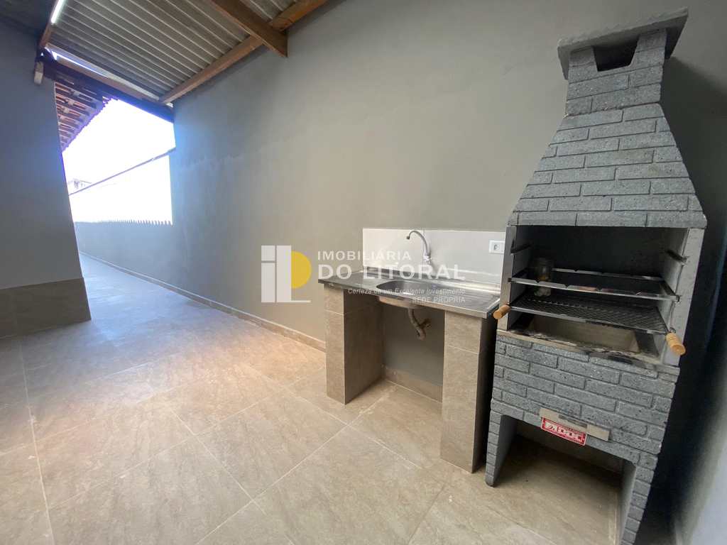 Casa em Mongaguá, no bairro Balneário Flórida Mirim