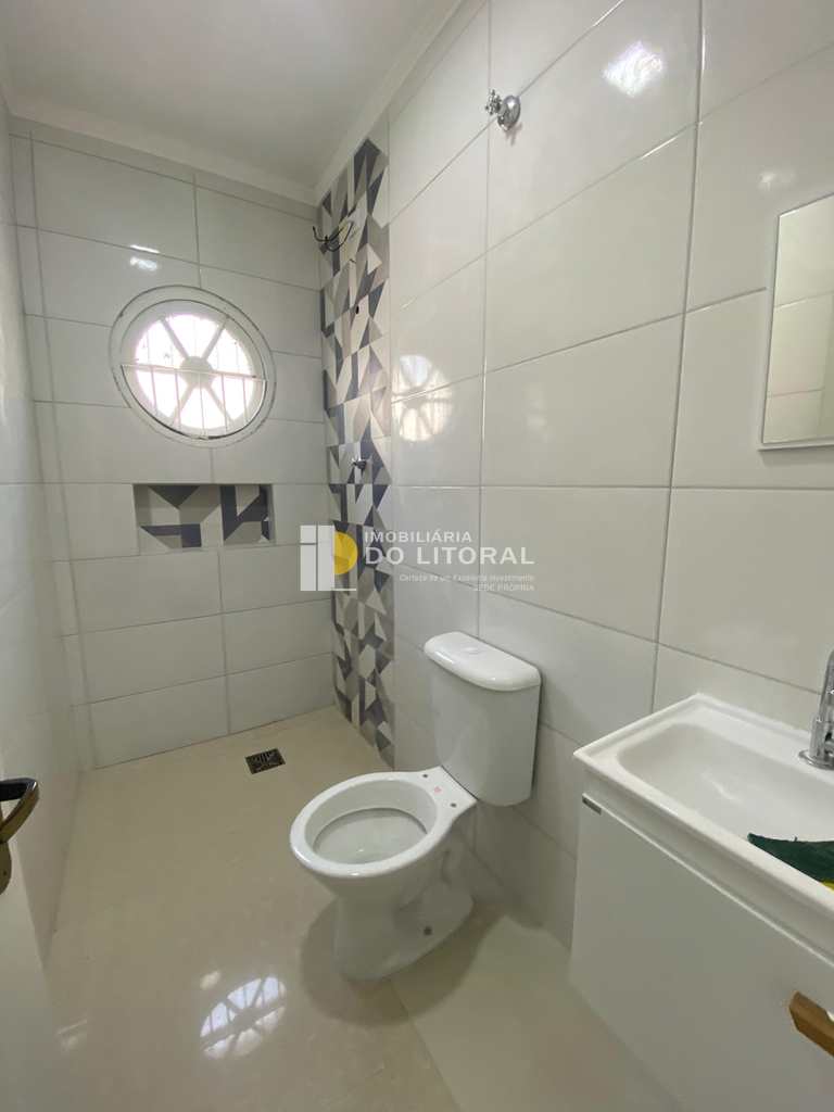 Casa em Mongaguá, no bairro Balneário Flórida Mirim