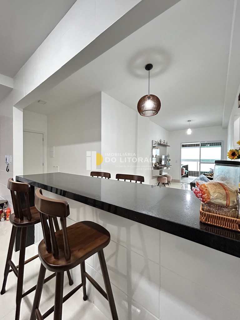 Apartamento em Mongaguá, no bairro Vila Atlântica