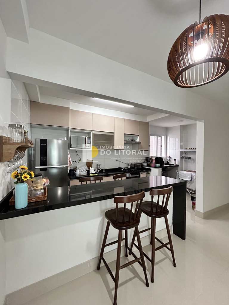 Apartamento em Mongaguá, no bairro Vila Atlântica