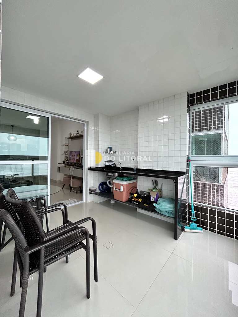 Apartamento em Mongaguá, no bairro Vila Atlântica