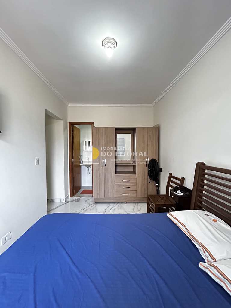 Apartamento em Mongaguá, no bairro Jardim Marina