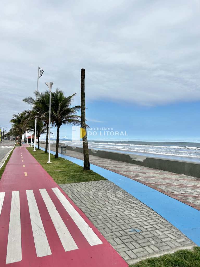 Apartamento em Mongaguá, no bairro Jardim Marina