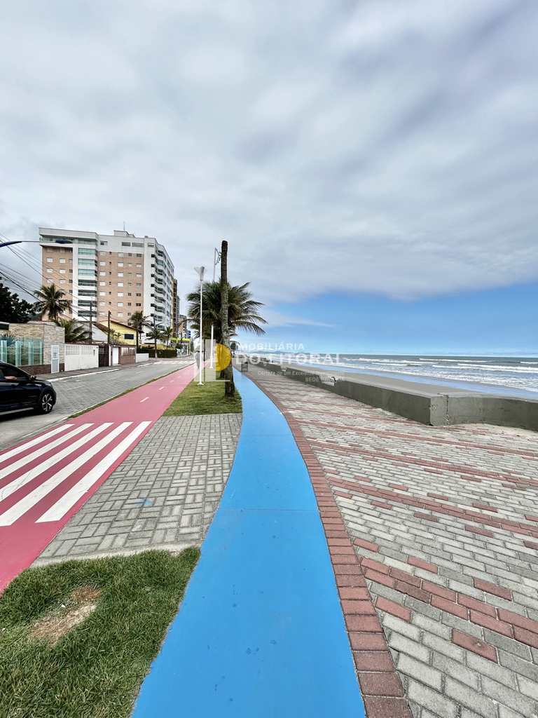 Apartamento em Mongaguá, no bairro Jardim Marina