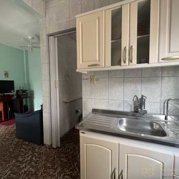 Kitnet em Praia Grande, bairro Boqueirão