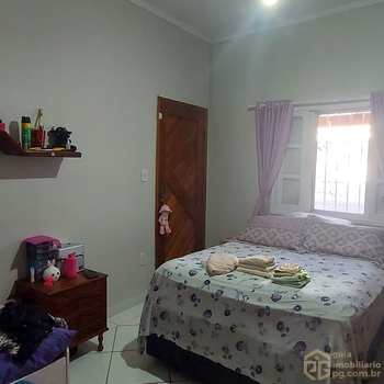 Casa em Praia Grande, bairro Canto do Forte
