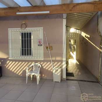 Casa em Praia Grande, bairro Canto do Forte