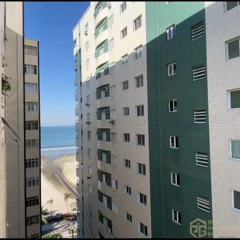 Kitnet em Praia Grande, bairro Guilhermina