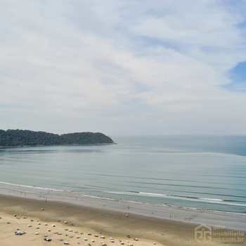 Apartamento em Praia Grande, bairro Guilhermina