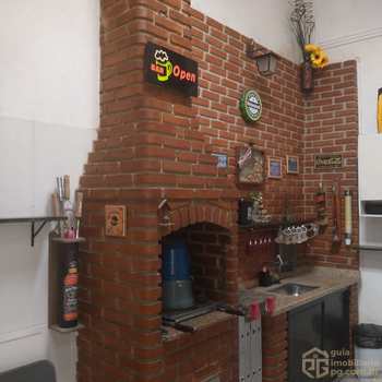 Casa em Praia Grande, bairro Ocian