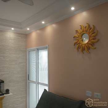 Casa em Praia Grande, bairro Ocian