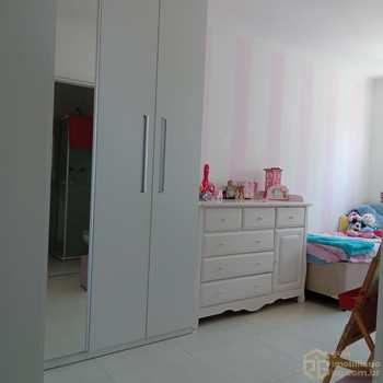 Apartamento em Praia Grande, bairro Tupi