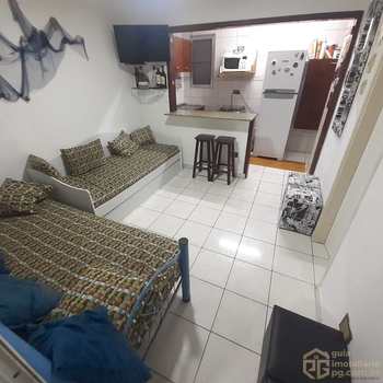 Kitnet em Praia Grande, bairro Mirim