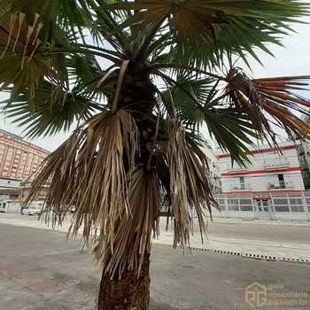 Apartamento em Praia Grande, bairro Boqueirão