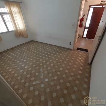 Apartamento em Praia Grande, bairro Boqueirão