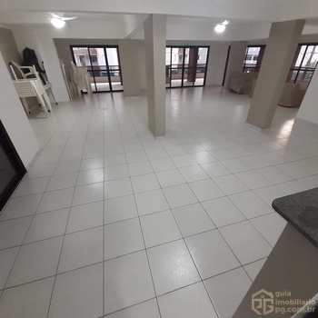Apartamento em Praia Grande, bairro Guilhermina