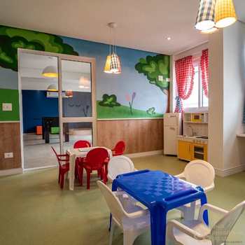 Apartamento em Praia Grande, bairro Guilhermina