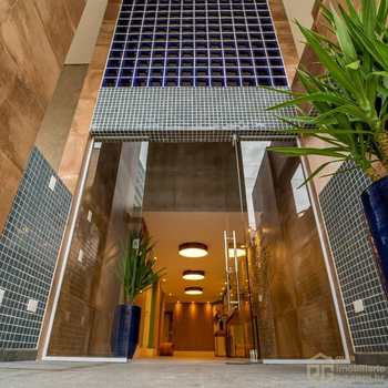 Apartamento em Praia Grande, bairro Guilhermina