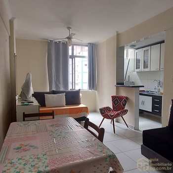 Kitnet em Praia Grande, bairro Guilhermina