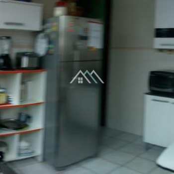 Casa em Praia Grande, bairro Ocian