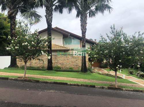Casa, código 63982346 em Valinhos, bairro Moinho de Vento