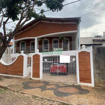 Casa em Valinhos, bairro Vila Independência