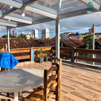 Sobrado em Praia Grande, bairro Maracanã