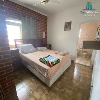 Sobrado em Praia Grande, bairro Solemar